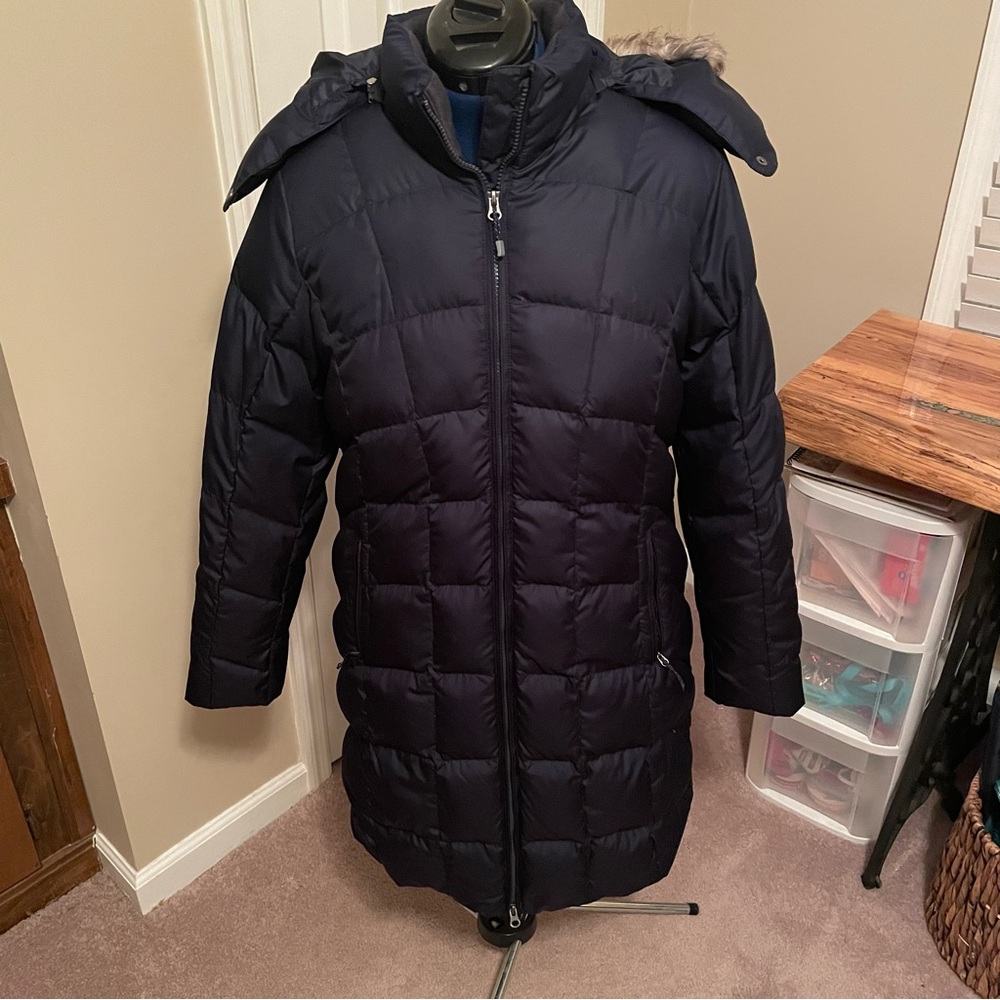 Eddie Bauer 550 puffer trench coat women’s size large.